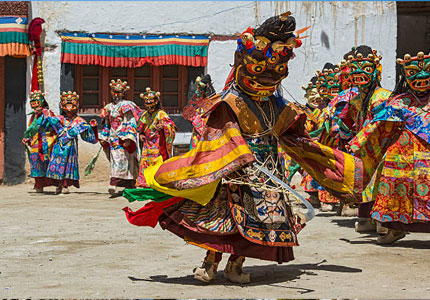 Explore Leh Ladakh from Amritsar – Scenic Road Trip Experience